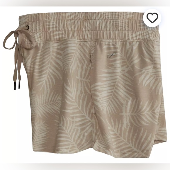 NNWT Freely Nikki Shorts Soft Flowy Adjustable Brown Rice / Star White Sz 2X - Picture 4 of 6